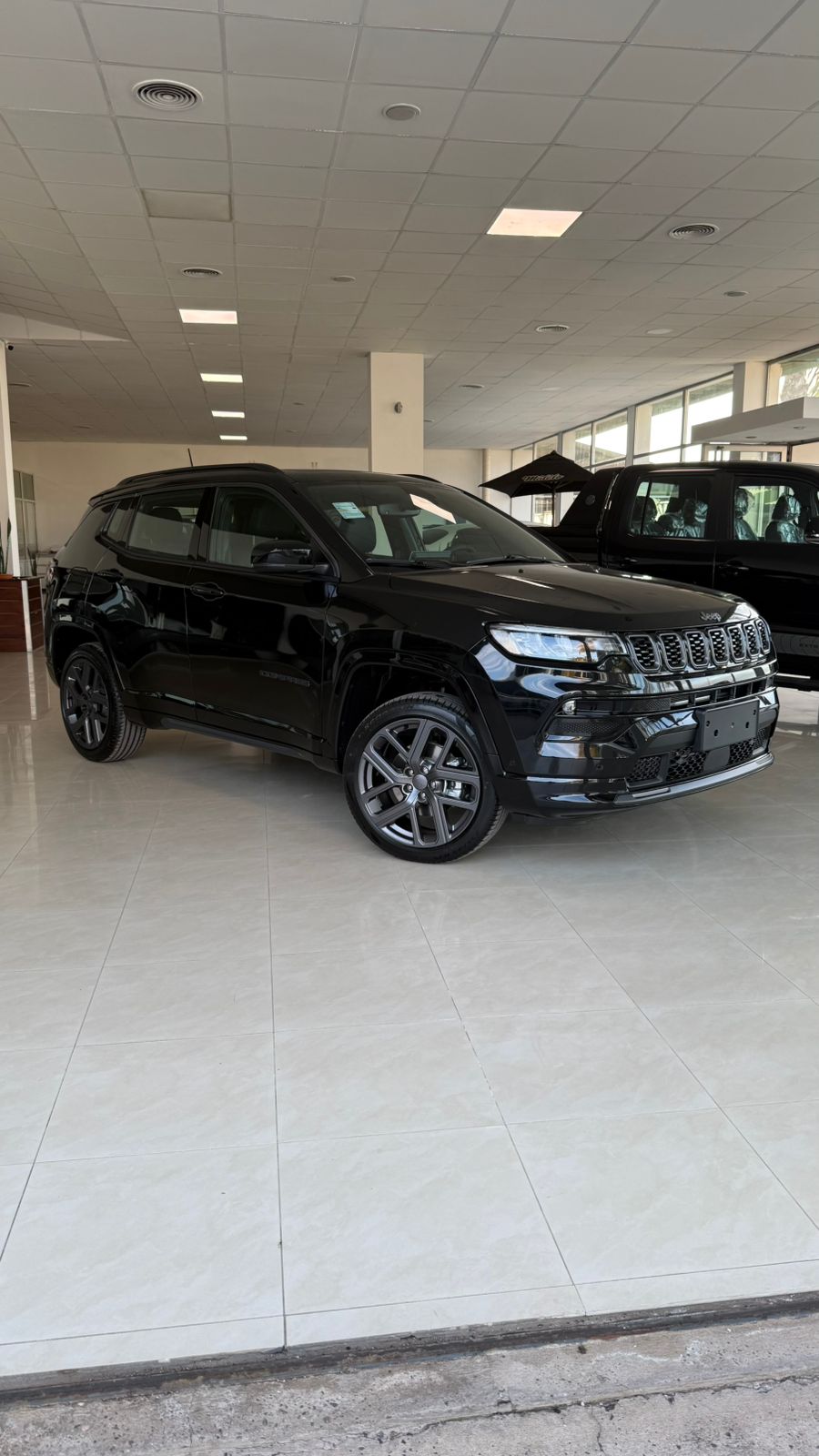 JEEP - COMPASS SERIE S - AUTOMÁTICO  - 2025